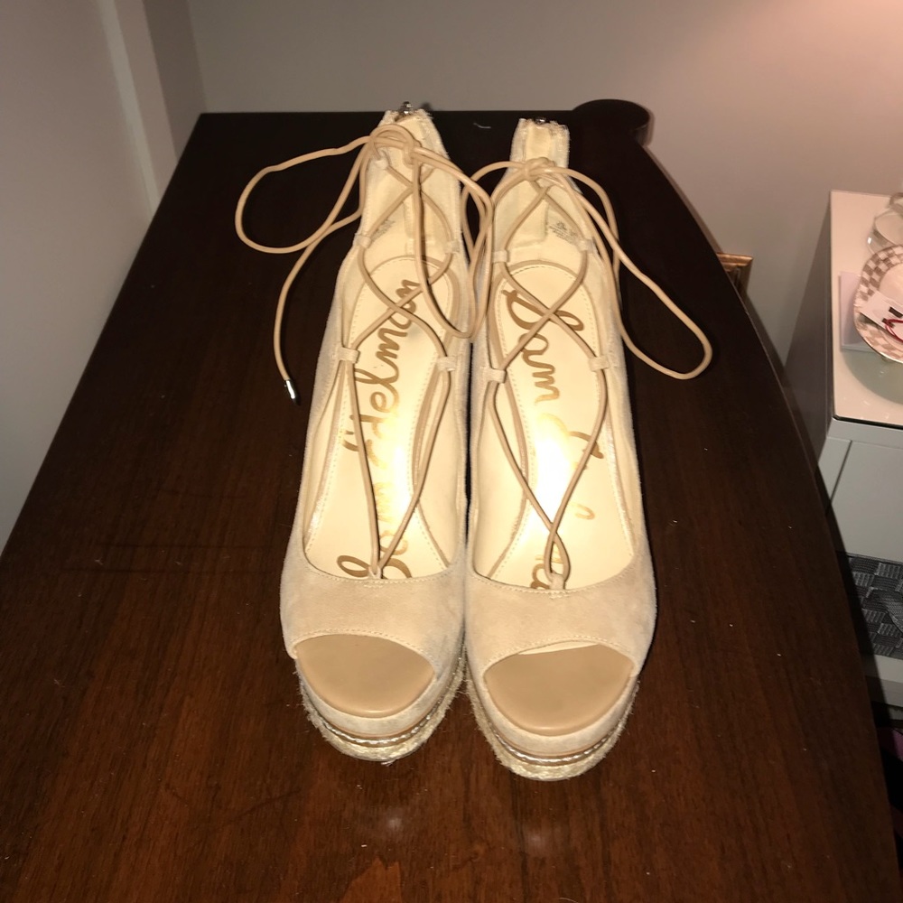 Sam Edelman Lace up Wedge